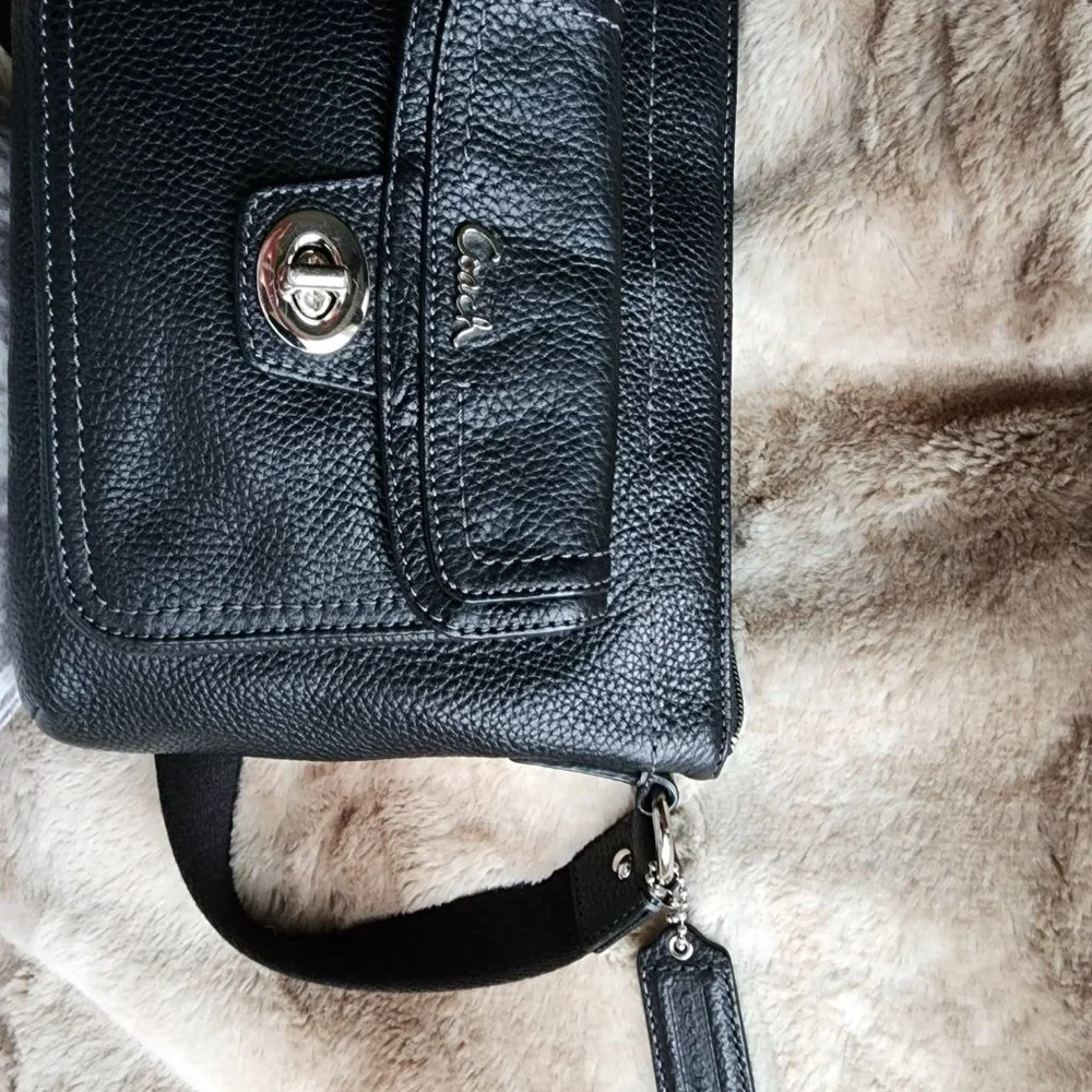 Leather Coach purse - Picture 8 of 10